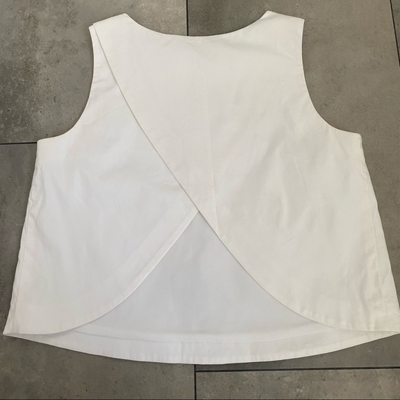 Brock collection white crop split back size 2 - Picture 3 of 7